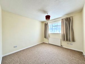 Bedroom- click for photo gallery